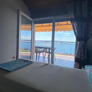 https://apartments-drazen.primorje-gorskikotar.com